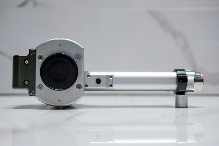 Air Cooled Laser Cleaning Machine For Suitcases (1)