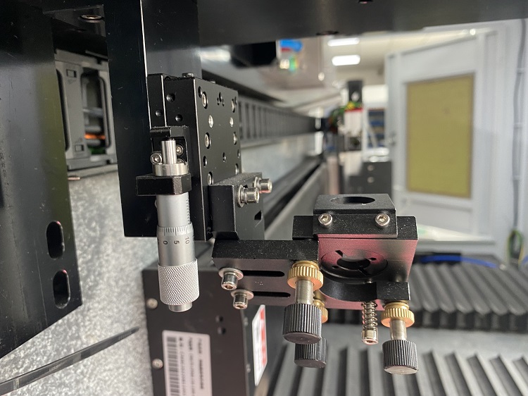 Glass Laser Cutting Machine Picosecond Laser Cutting Machine (6)