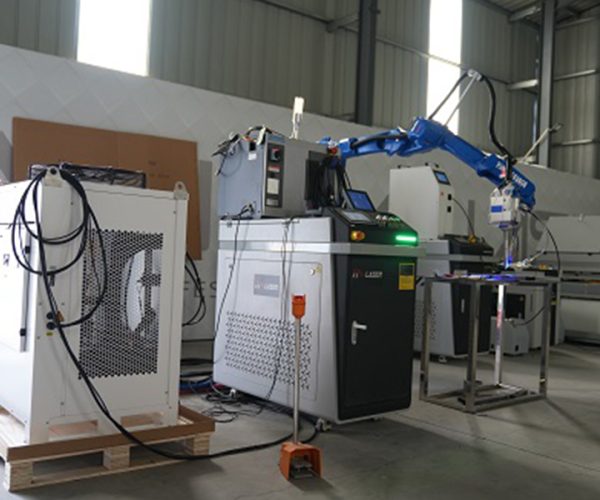 Robot Laser Welding Machine (3)