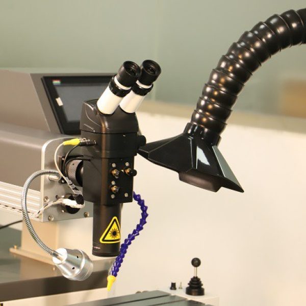 Yag Laser Welding Machine For Mold Repairing (2)
